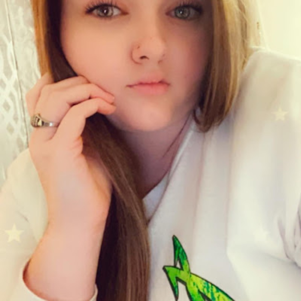 Meet your Posher, Desirae